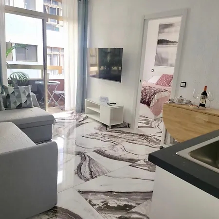 Apartment 2 Bedrooms Flat + Balcony + Parking At Canteras