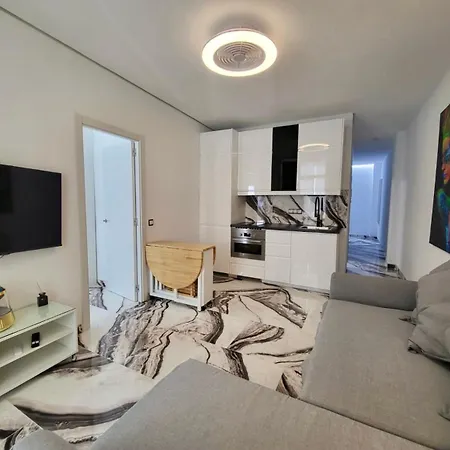 Apartment 2 Bedrooms Flat + Balcony + Parking At Canteras