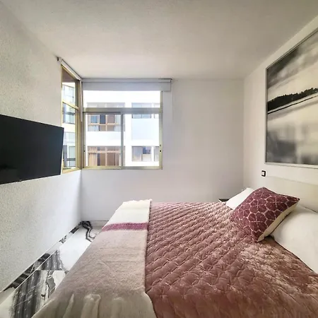 2 Bedrooms Flat + Balcony + Parking At Canteras Apartment *